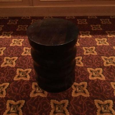 Small Wooden Drum  Accent Table. (Diameter = 12-3/4 x H=17)