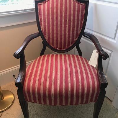 Antique Hepplewhite style chair $149
22 X 18 X 38