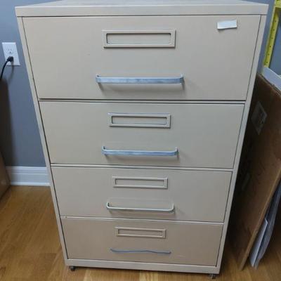 4 Drawer Filing Cabinet on Wheels