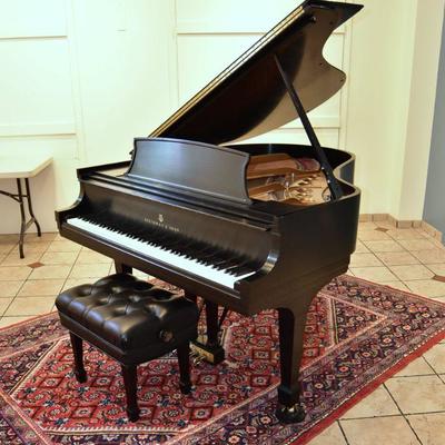 Steinway piano, model M, 2001 , near mint condition, over $40k new