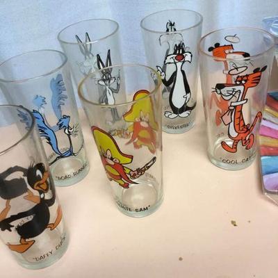 Warner Bros. 1973 Pepsi Collector Glasses - Set of 6
