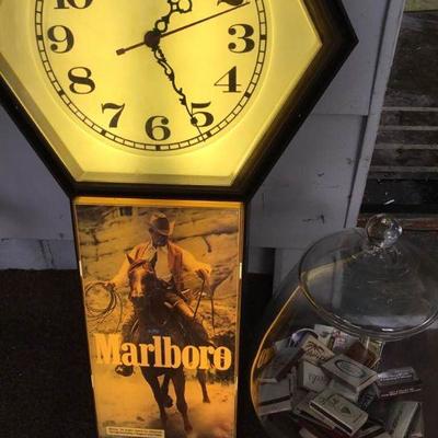 Marlboro Clock - Lights Up!