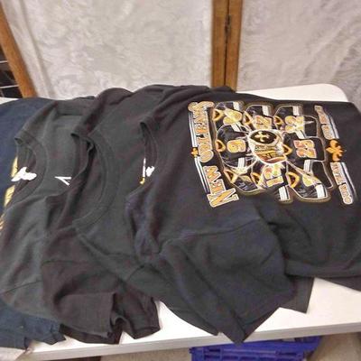 https://www.ebay.com/itm/114244898249	DV3006 LOT OF 8 USED VINTAGE NEW ORLEANS SAINTS FOOTBALL TEE SHIRTS $40.00	 $40.00 
