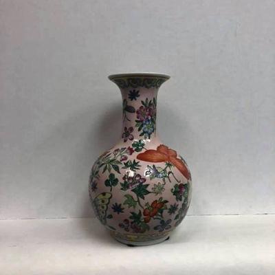 https://www.ebay.com/itm/114243789780	Cma2076: Chinese Flower Vase	 $15.00 
