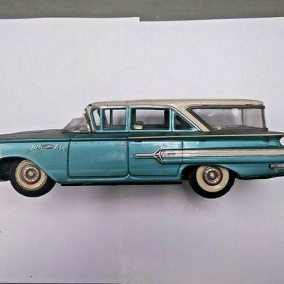 https://www.ebay.com/itm/124199015605	BU3087 USED VINTAGE 1960s TIN FRICTION TOY 1960 CHEVROLLET BEL AIR STATION WAG	 Auction 
