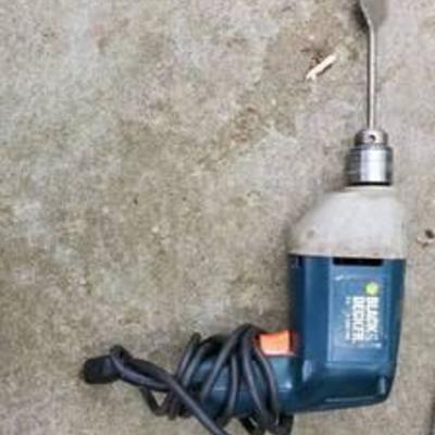 Black and Decker Electric Drill with Paddle Bit. Tested and Working