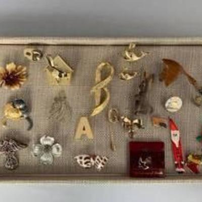 Lot of Brooches and Lapel Pins