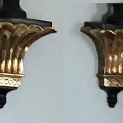 https://www.ebay.com/itm/124203514523	BU1173 Gold And Black Wall Hanging shelves Local Pickup	 Auction 
