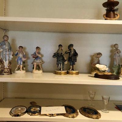 https://www.ebay.com/itm/124203549805	BU6046 Mixed Lot Of Bisque / Ceramic Figures/ Statues Local Pickup	 Auction 
