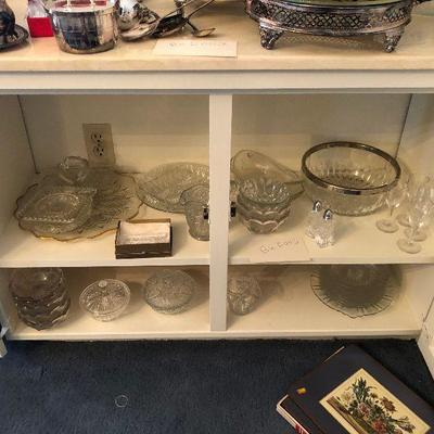 https://www.ebay.com/itm/124203524191	BU6003 Mixed Lot of Clear Serving Glassware	 Auction 
