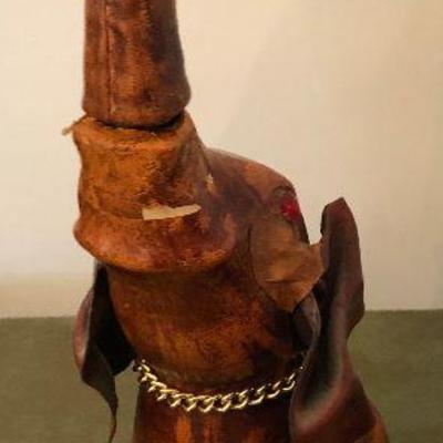 https://www.ebay.com/itm/114240275788	BU7039 Vintage Leather Elephant Decanter # 1 Local Pickup	 Auction 
