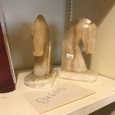 https://www.ebay.com/itm/114240232257	BU6040 Mid Century Marble Horse Bookends Local Pickup	 Auction 
