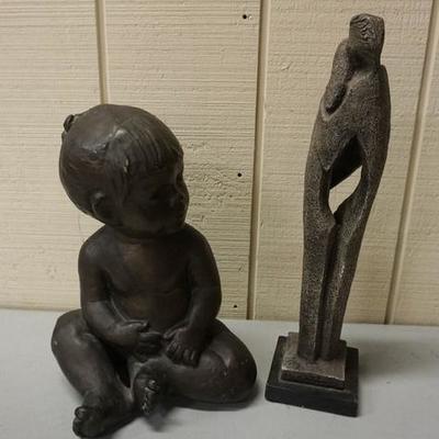 1137	SIGNED MODERN STATUE-LOVERS & A STATUE OF A CHILD
