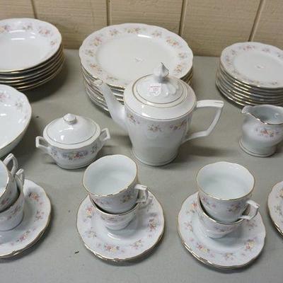 1154	SET OF REMINGTON CHINA BY RED SEA W/FLORAL DESIGN
