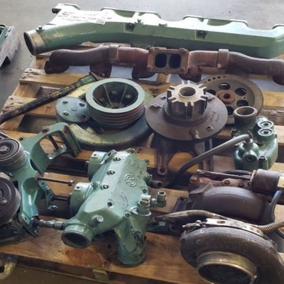 4 Pallets of Detroit Diesel Series 60 12.6L six cylinder diesel engine parts