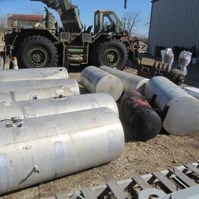 Lot of 10 Diesel Aluminium fuel tanks with 1 Steel Reefer Tank Several 150 Gallon Tanks in the lot