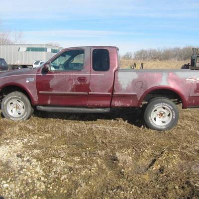 1998 FORD F-150  4X4 PICKUP NON-RUNNER (PREVIOUS REBUILT TITLE)