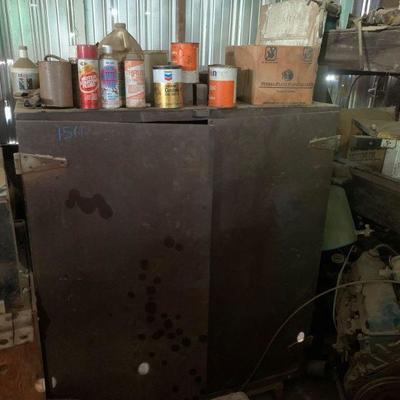 1511	

Metal Cabinet With Lubricants, Starting Fluids, and More
Metal Cabinet With Lubricants, Starting Fluids, and More