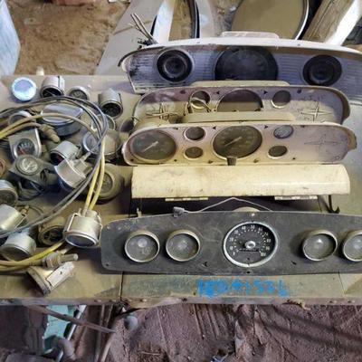 1576	

Gauge Clusters, Glove Box Lid, and Automotive Gauges
Gauge Clusters, Glove Box Lid, and Automotive Gauges