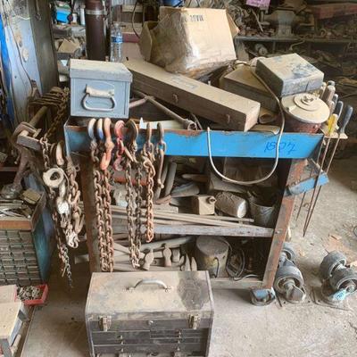 1827	

Metal Roll Cart, Tool Box, Tools, Chains, and More
Metal Roll Cart, Tool Box, Tools, Chains, and More