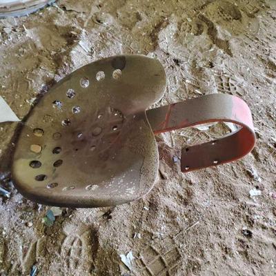 1608	

Vintage Tractor Seat
Vintage Tractor Seat