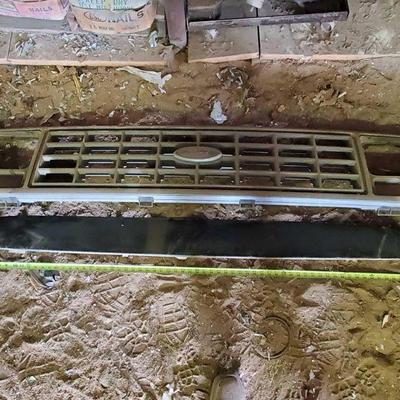 1666	

Ford Truck Grill and Dash Pad
Ford Truck Grill and Dash Pad