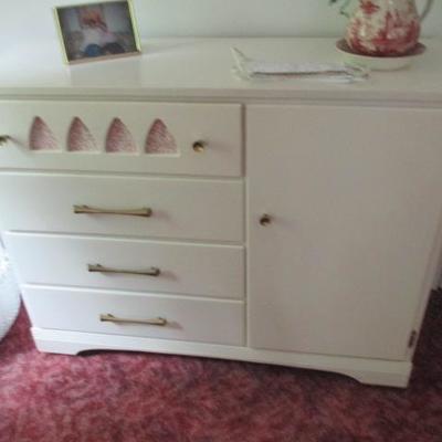 Many Dressers and Bedroom Suites to Choose From 