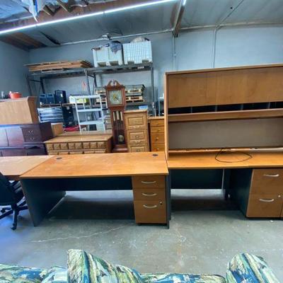2550	

3 Wooden Desks and One Desk Chair
3 Wooden Desks and One Desk Chair Desks Ranging In Size From Approx. 4â€™x2â€™4â€x2â€™6â€-...