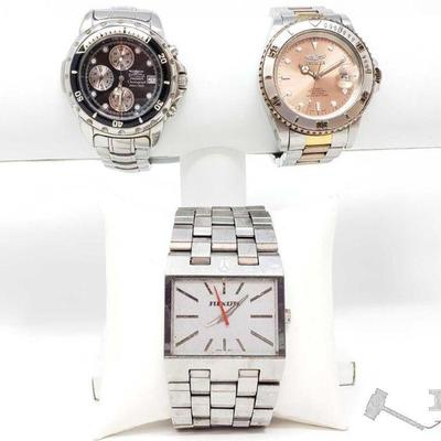 931	

3 Watches
Brands Includes Nixon And Invicta