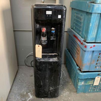 2981	

Aquverse Commercial Grade Water Dispenser
Model No: D17A0