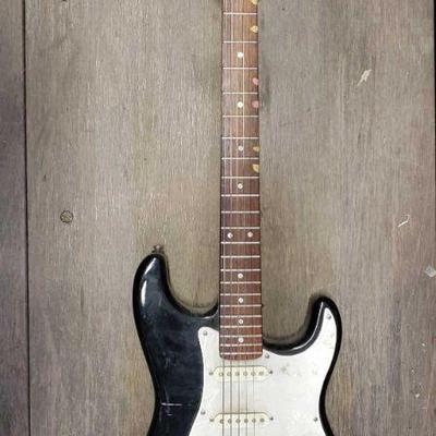 4030	

Squier Strat By Fender Guitar
Squier Strat By Fender Guitar