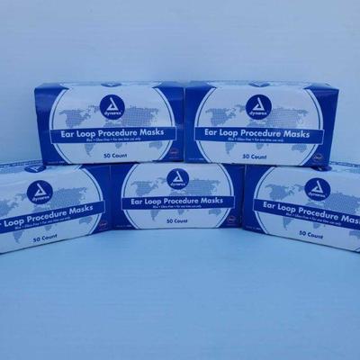3005	

5 Brand New Or Boxes Ear Loop Procedure Masks
50 Count Per Box