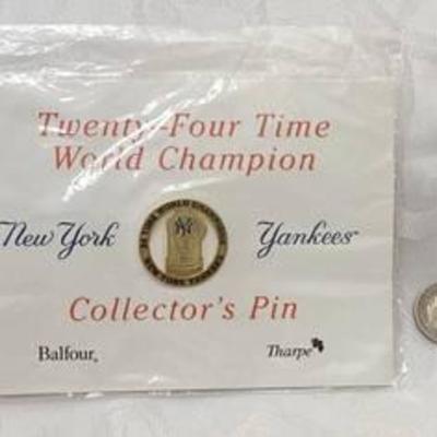 New York Yankees Collector Pin by Balfour Tharpe - 24 Time World Champion New in Package 1998