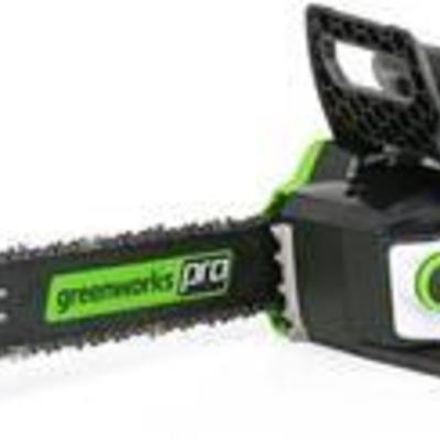 Greenworks CS80L01 PRO 16-Inch 80V Cordless Chainsaw comes in nice case looks new. Tool only MSRP$209.56 without battery
