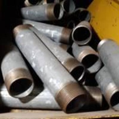 Bin of Threaded Pipe 9 Sections