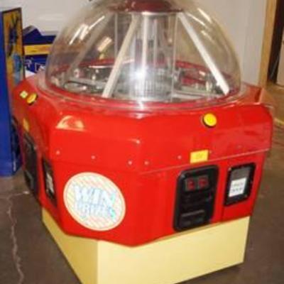 Wow 4 SIDED Arcade PRIZE Machine - Works - Lax Rotary Merchandiser Arcade Game - Watch Video