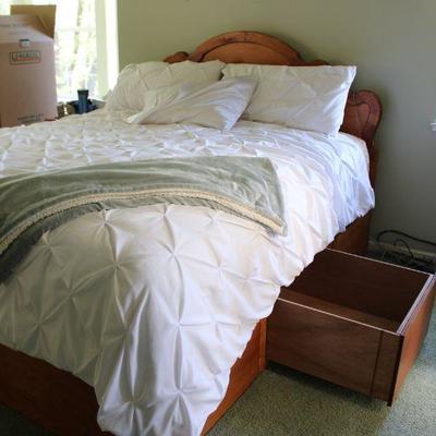 California king and pedestal bed with drawers
bedspread is not for sale