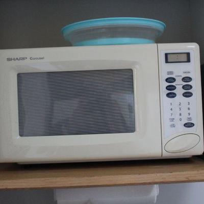 Small Apartment Size Microwave-Online auction prior to the sale. Maybe available at the sale.