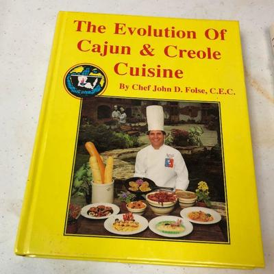 https://www.ebay.com/itm/124210123606	LAN9896 The Evolution of Cajun & Creole Cuisine by Chef John D Folse Cookbook	 $10.00 
