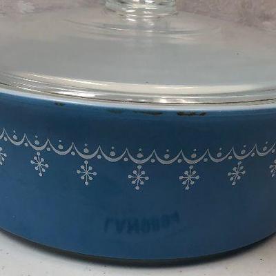 https://www.ebay.com/itm/114246375018	LAN9894 Vintage PYREX 4 QT 664 CASSEROLE DISH BLUE SNOWFLAKE GARLANDCasserole Dish / Pot	 Auction...