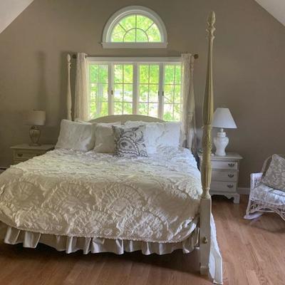 395$ , King Size Shabby Chic Four Poster Bed without the Mattress 