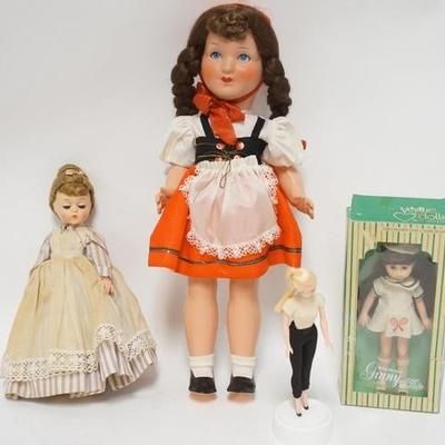 1303	GROUP OF FOUR DOLLS, INCLUDING A GINNY IN THE BOX, TALLEST IS 18 1/2 IN 
