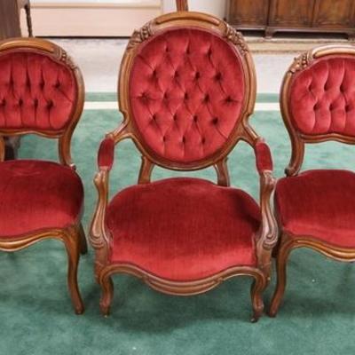 1040	SET OF 5 CARVED WALNUT VICTORIAN CHAIRS, 1 ARM & 4 SIDES UPHOLSTERED W/ TUFTED BACKS 
