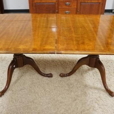 1146	DOUBLE PEDESTAL DINING TABLE W/ONE 20 IN LEAF. 72 IN X 45 IN CLOSE
