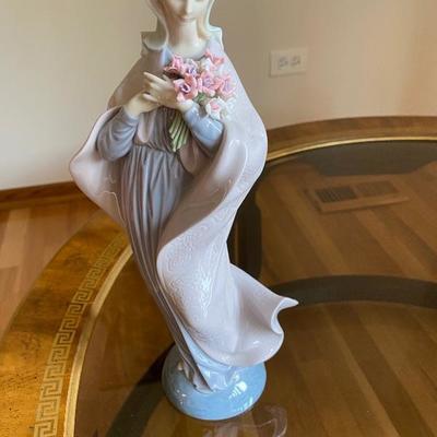 Lladro Our Lady with Flowers 12.5 Tall