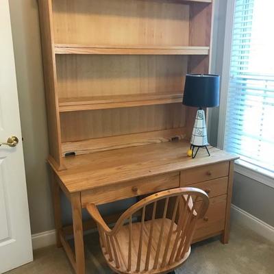 Pine desk with bookshelf $125
50 X 25 X 74