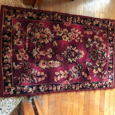https://www.ebay.com/itm/124218744898	MD2114: Hand Made Knotted Wool Rug Mid East Local pickup at Estate Sale	 $150.00 
