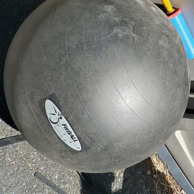 Exercise equipment 