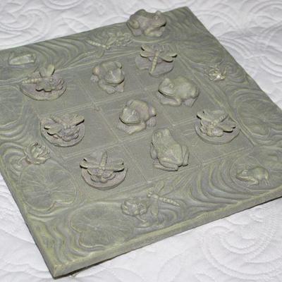 Garden Lily Pad and Frog Tic Tac Toe Game