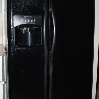 Frigidaire Gallery Side-by-Side Refrigerator(16.48cf) /Freezer  19.48cf) with Select Ice  and Water Dispenser (68.5â€H x 36â€W x 32â€H)